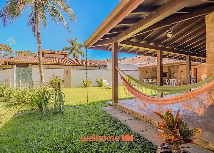 Casa Em Ubatuba Com Area Gourmet E Acesso A Rio